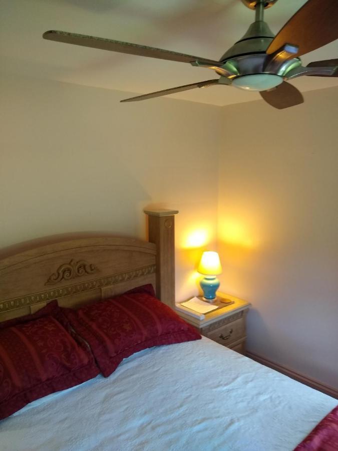 Home Sweet Home Suite #3, Near Liberty University, And Lynchburg Hospital, Deluxe Queen Size Bedroom Eksteriør billede