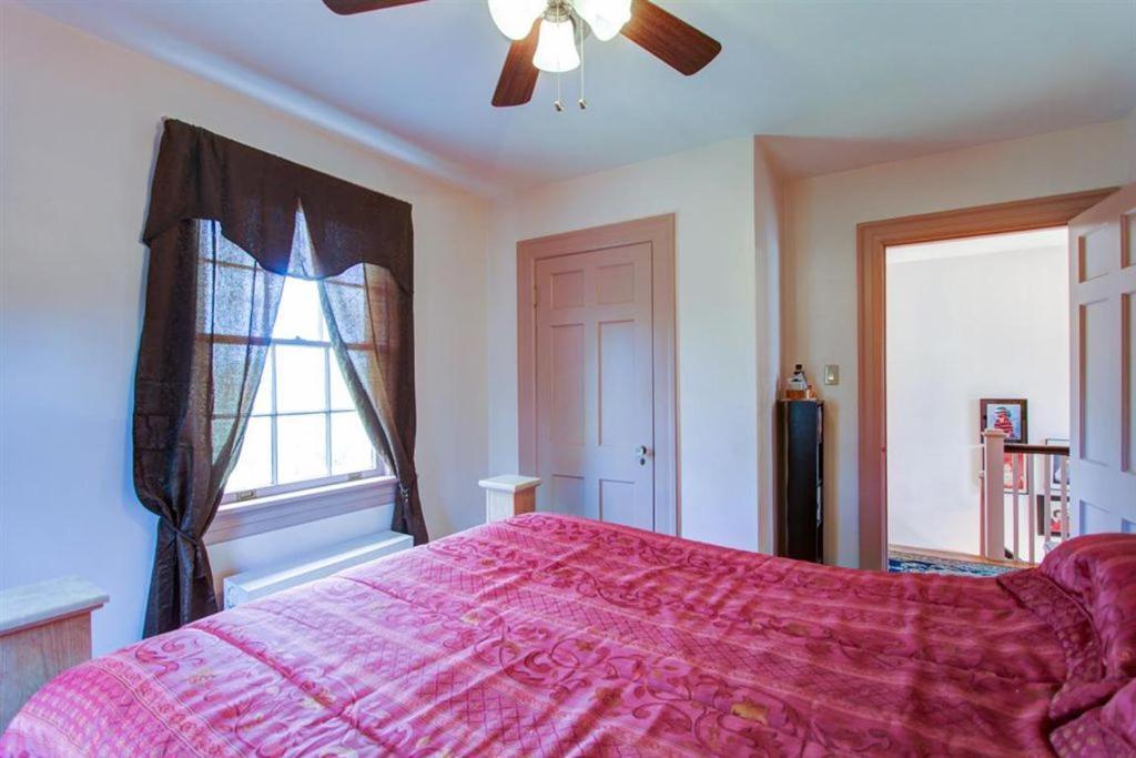 Home Sweet Home Suite #3, Near Liberty University, And Lynchburg Hospital, Deluxe Queen Size Bedroom Eksteriør billede